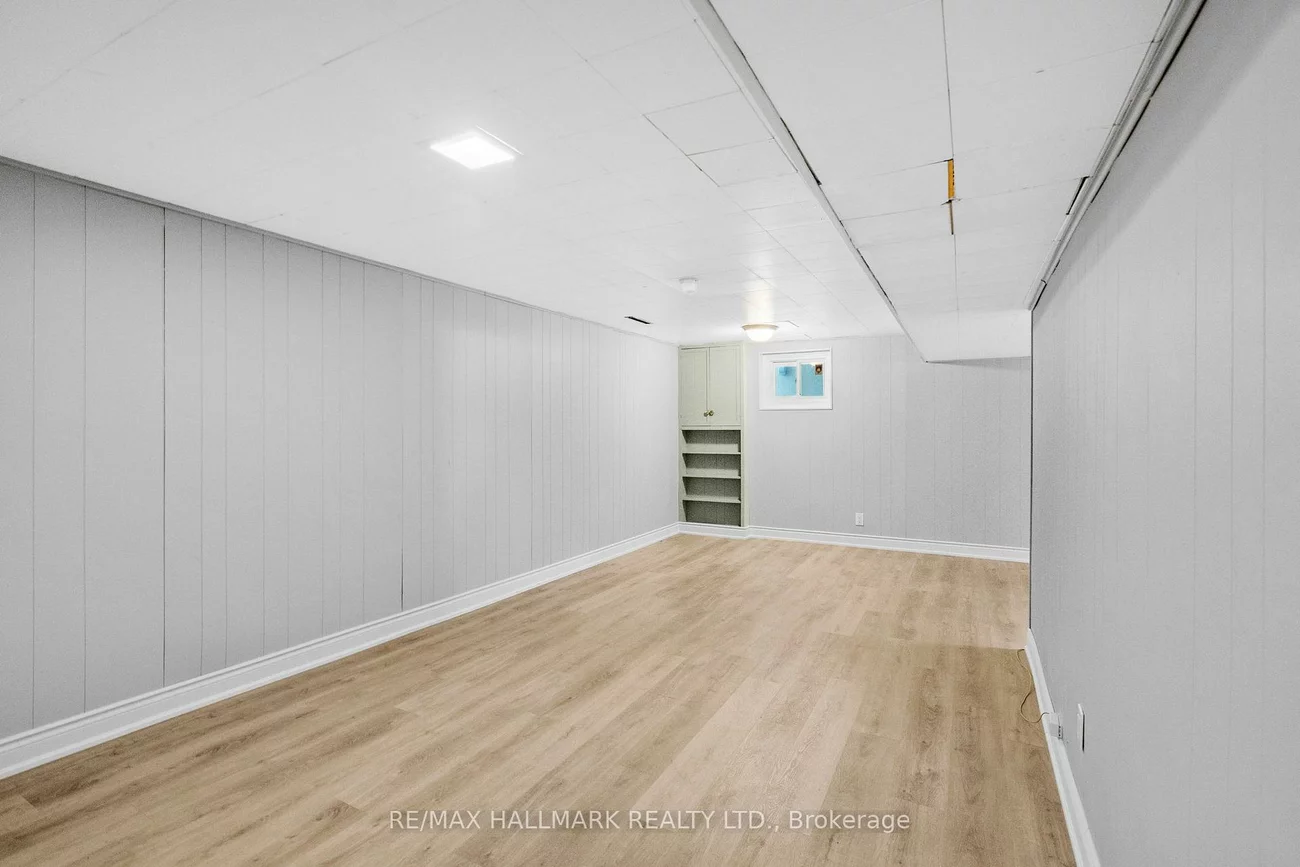 441, Jeanette, 1020 - WO West, Oakville
