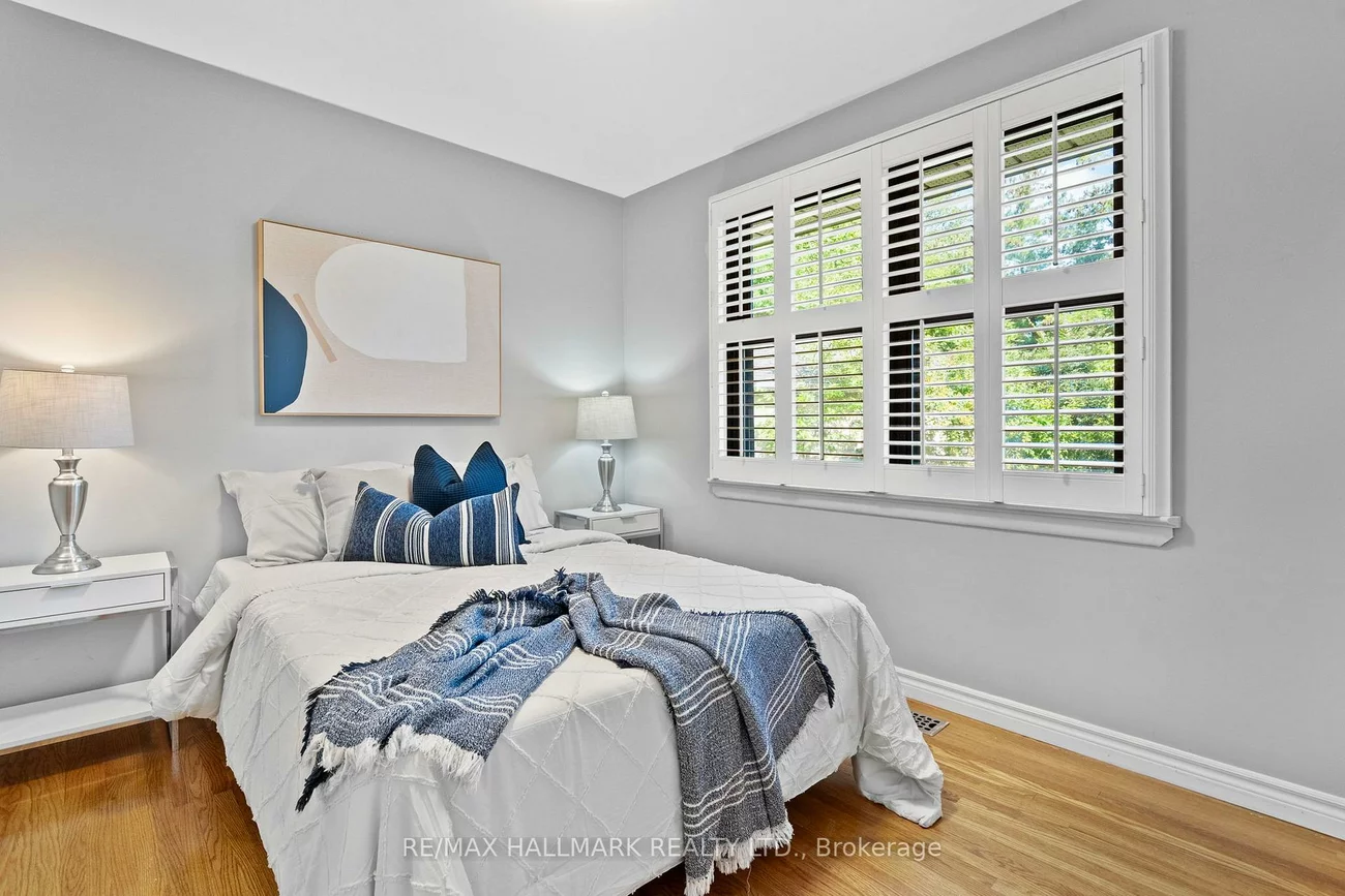 441, Jeanette, 1020 - WO West, Oakville