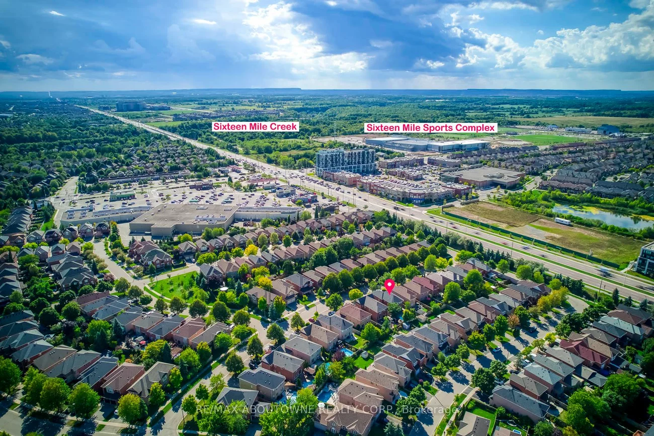 2491, Logan, 1015 - RO River Oaks, Oakville