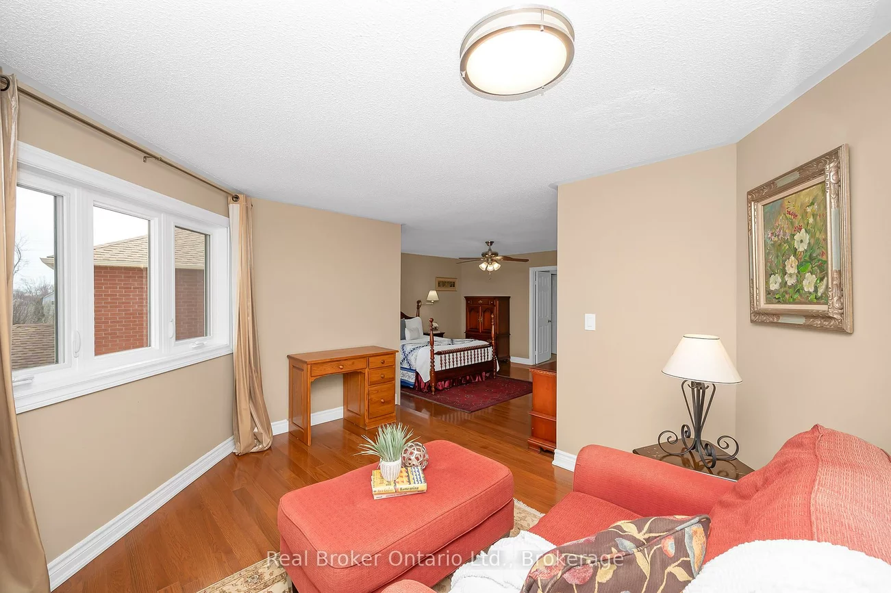 2015, Grosvenor, 1018 - WC Wedgewood Creek, Oakville