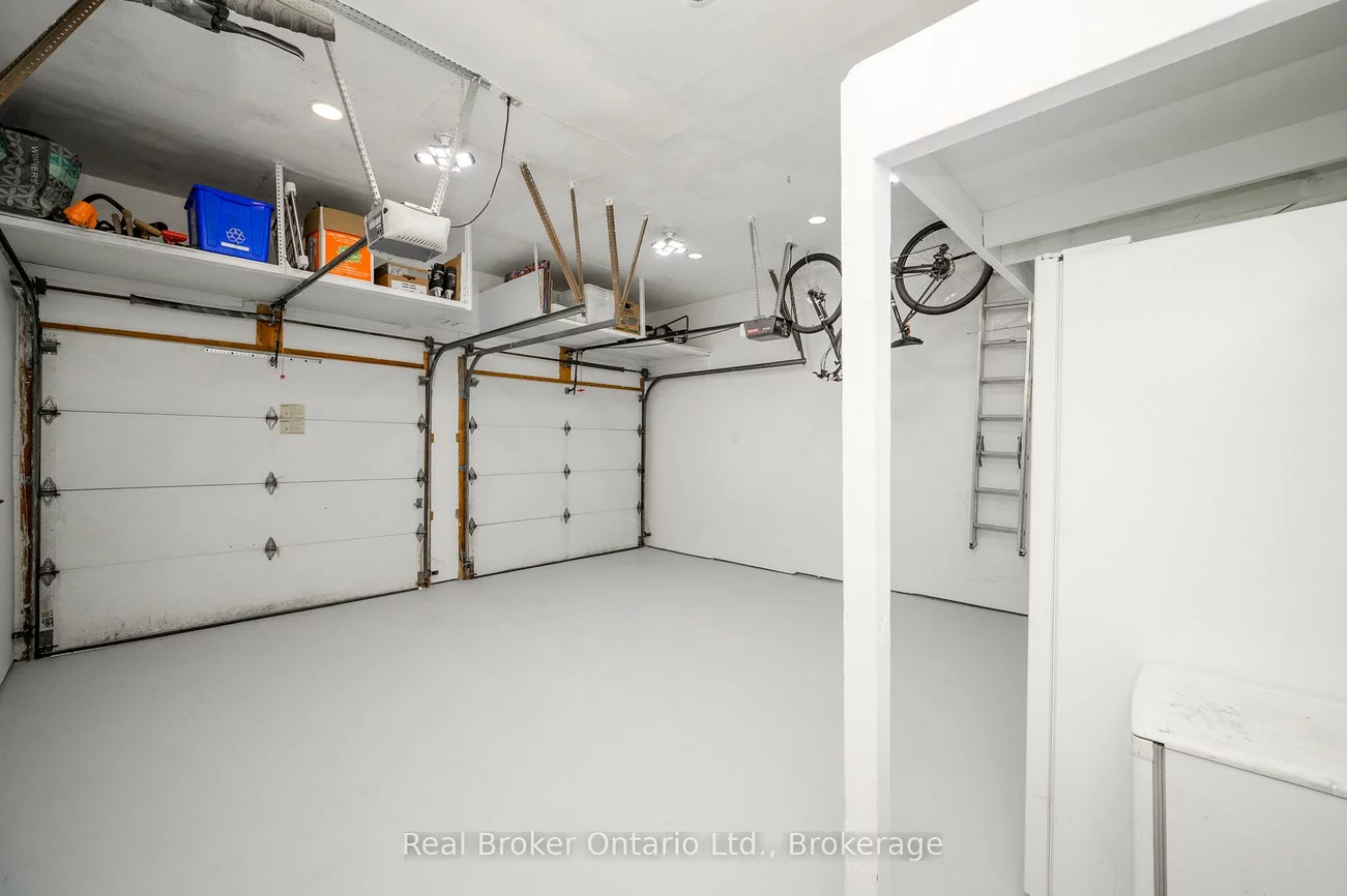 2015, Grosvenor, 1018 - WC Wedgewood Creek, Oakville