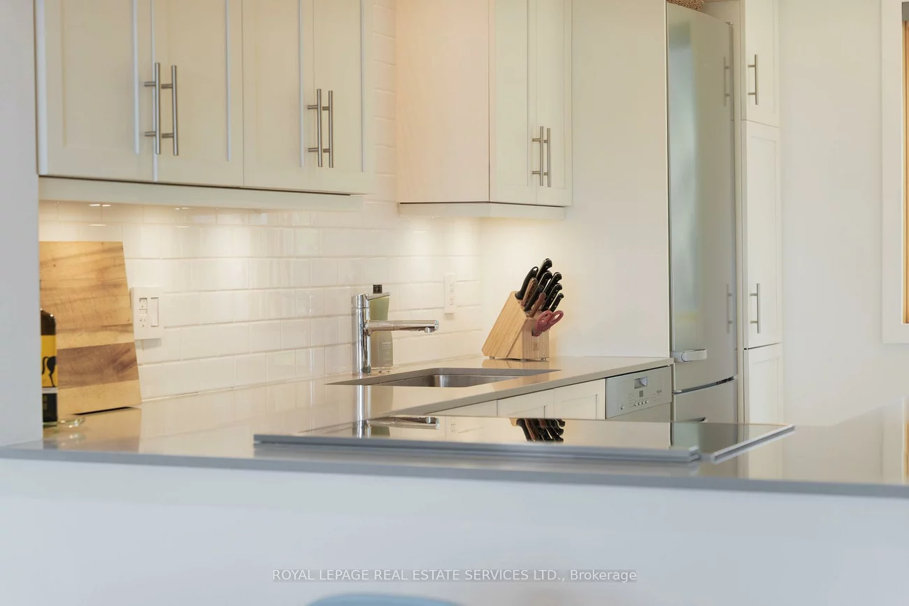 2331, Ontario, 1001 - BR Bronte, Oakville
