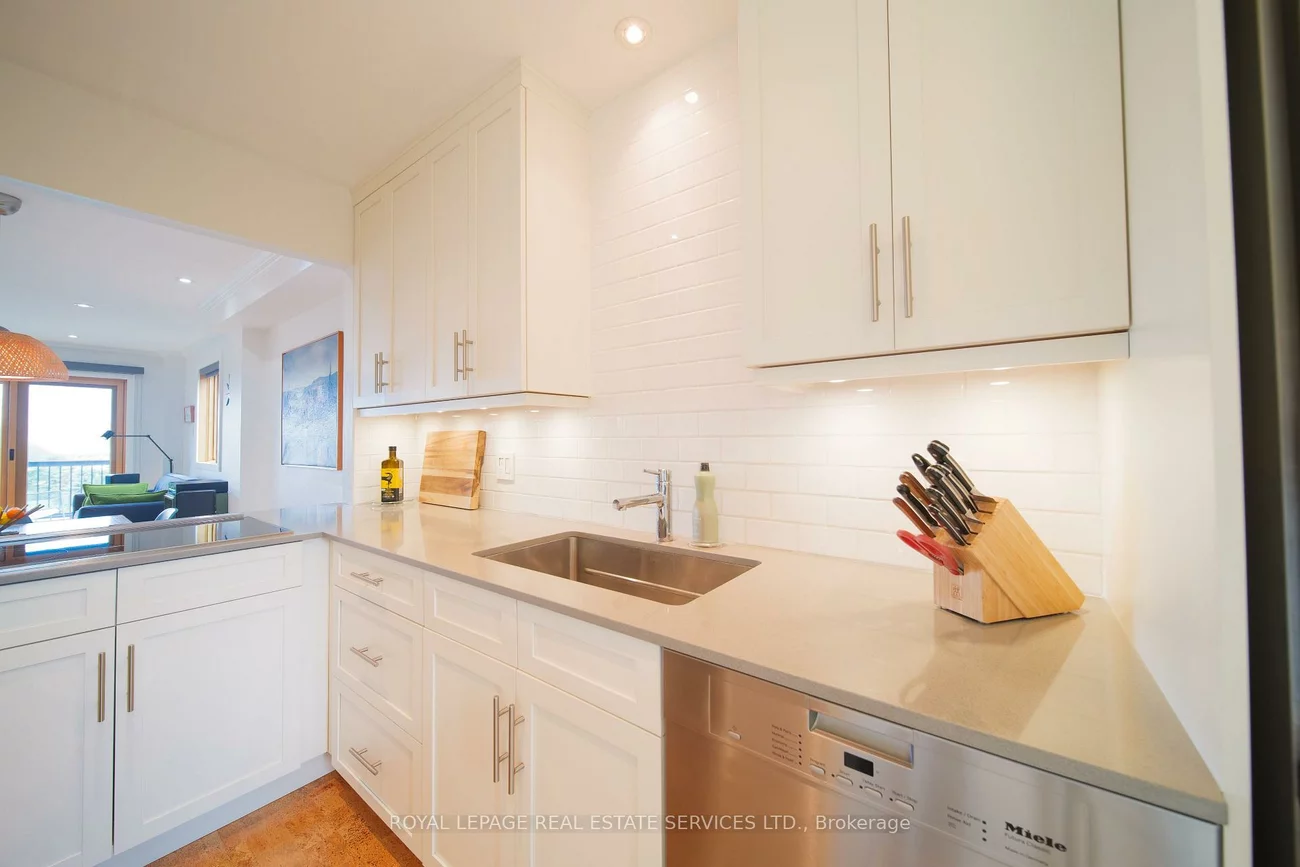 2331, Ontario, 1001 - BR Bronte, Oakville