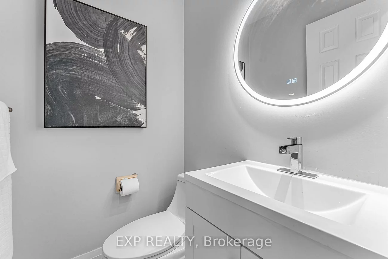 1221, Creekside, 1018 - WC Wedgewood Creek, Oakville