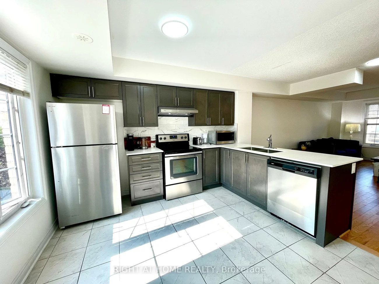 2280, Baronwood, 1019 - WM Westmount, Oakville