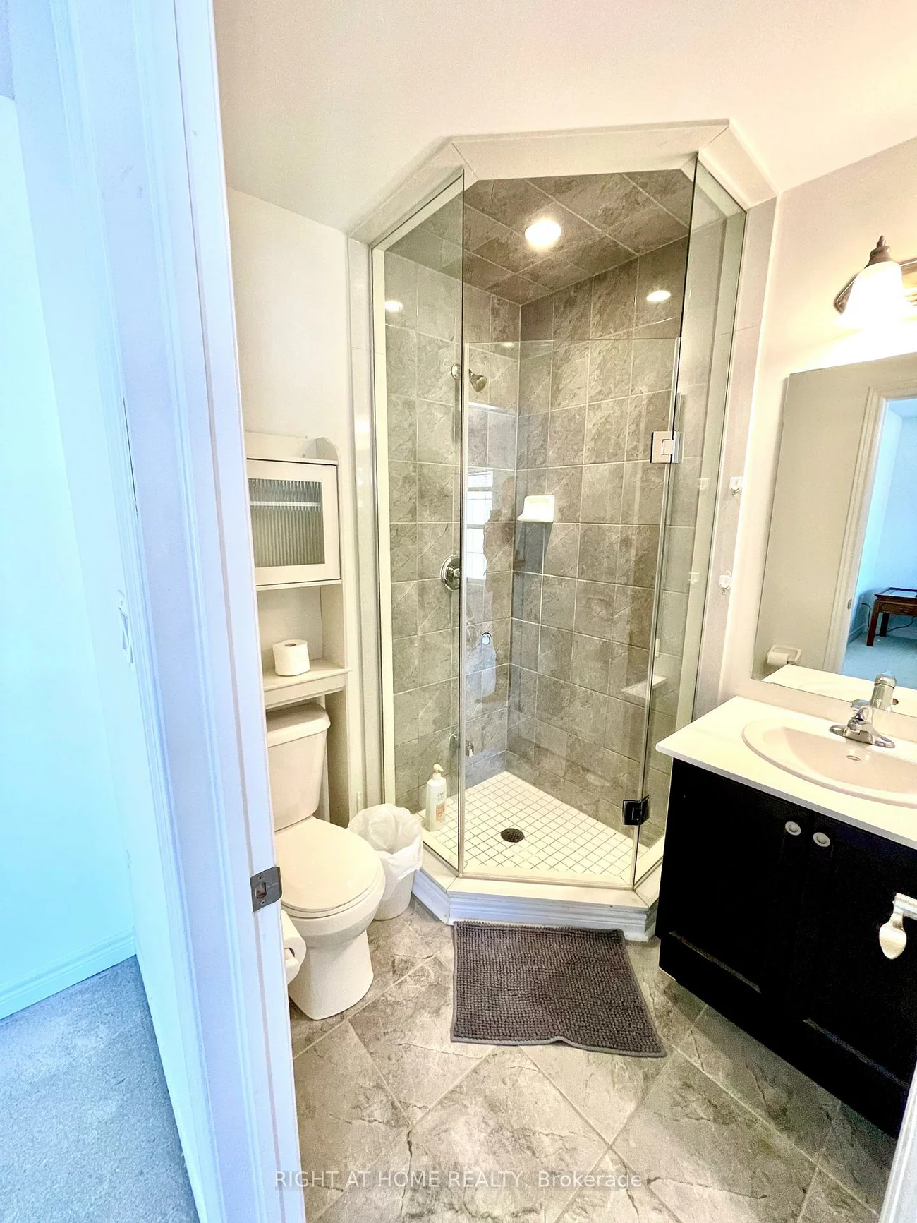 2280, Baronwood, 1019 - WM Westmount, Oakville