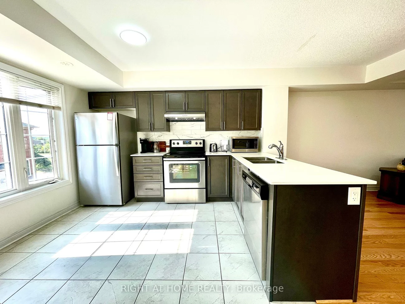 2280, Baronwood, 1019 - WM Westmount, Oakville
