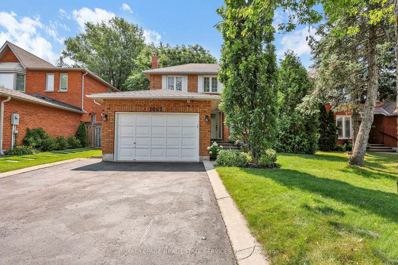 1062, Glenbrook, 1018 - WC Wedgewood Creek, Oakville