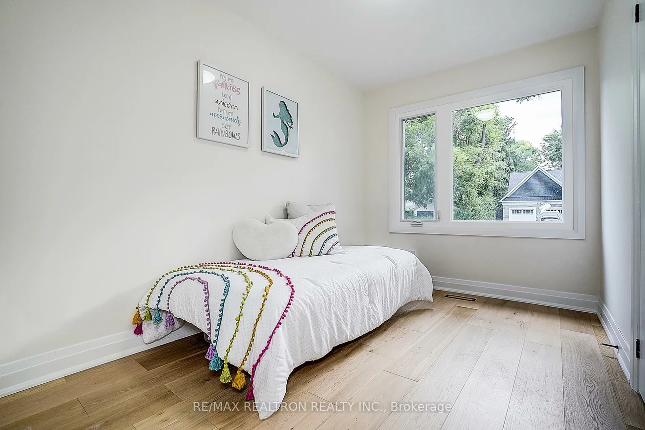 163, Maurice, 1002 - CO Central, Oakville