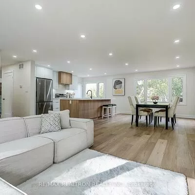 163, Maurice, 1002 - CO Central, Oakville