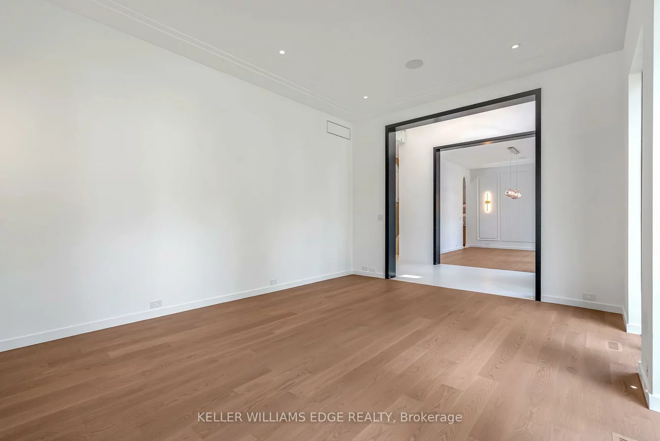114, Tracina, 1017 - SW Southwest, Oakville