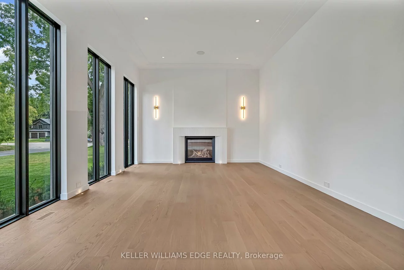 114, Tracina, 1017 - SW Southwest, Oakville