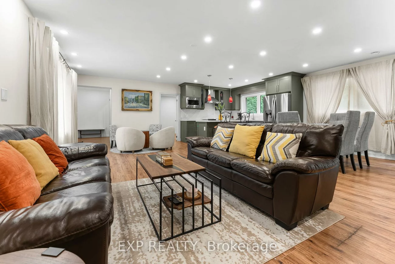 208, Glen Oak, 1020 - WO West, Oakville