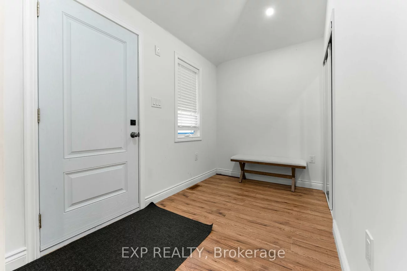 208, Glen Oak, 1020 - WO West, Oakville