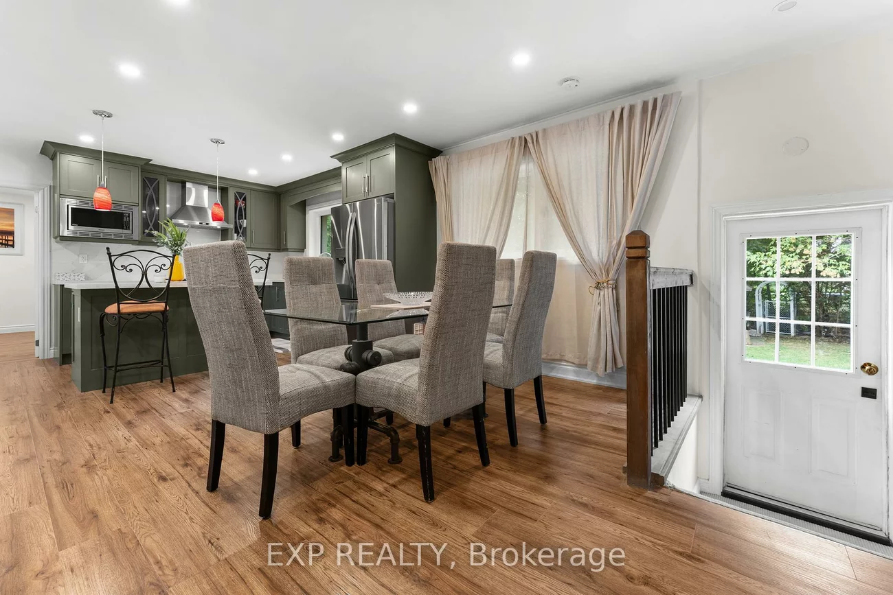 208, Glen Oak, 1020 - WO West, Oakville