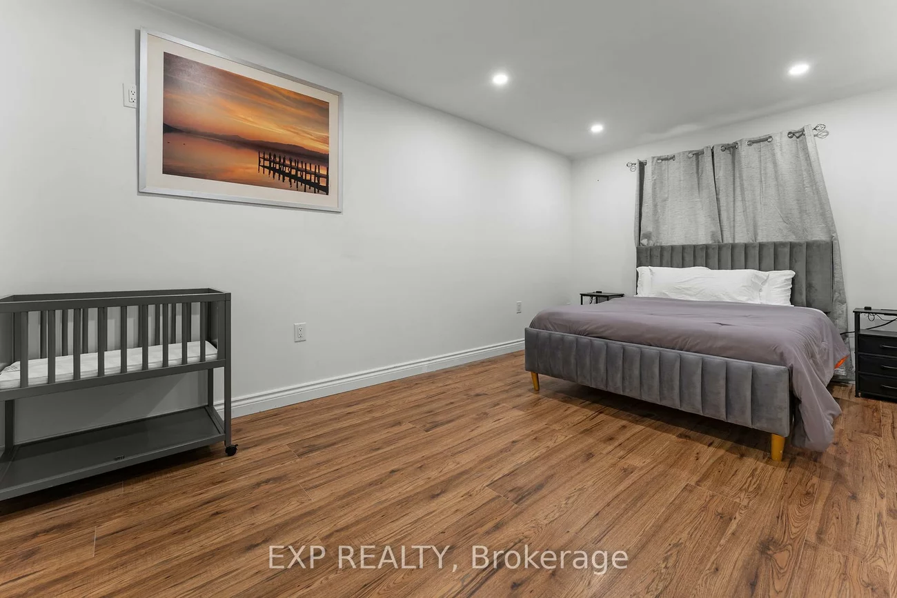 208, Glen Oak, 1020 - WO West, Oakville