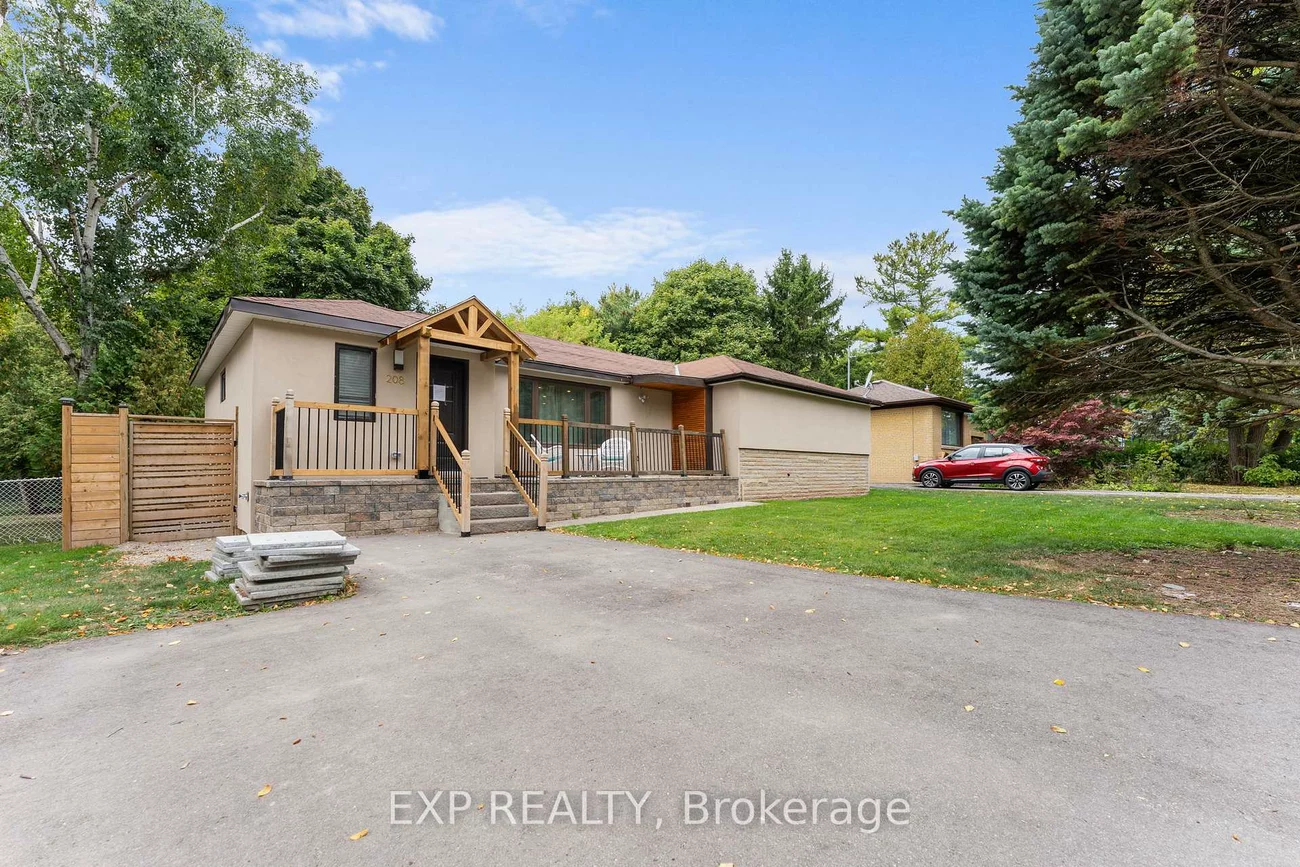 208, Glen Oak, 1020 - WO West, Oakville
