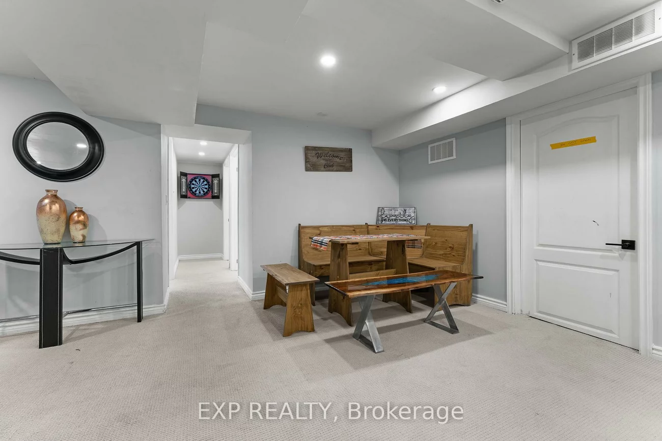 208, Glen Oak, 1020 - WO West, Oakville