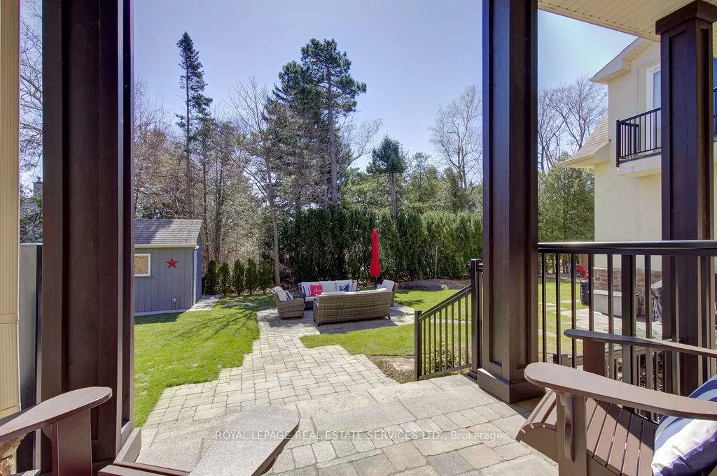 384, Rebecca, 1017 - SW Southwest, Oakville