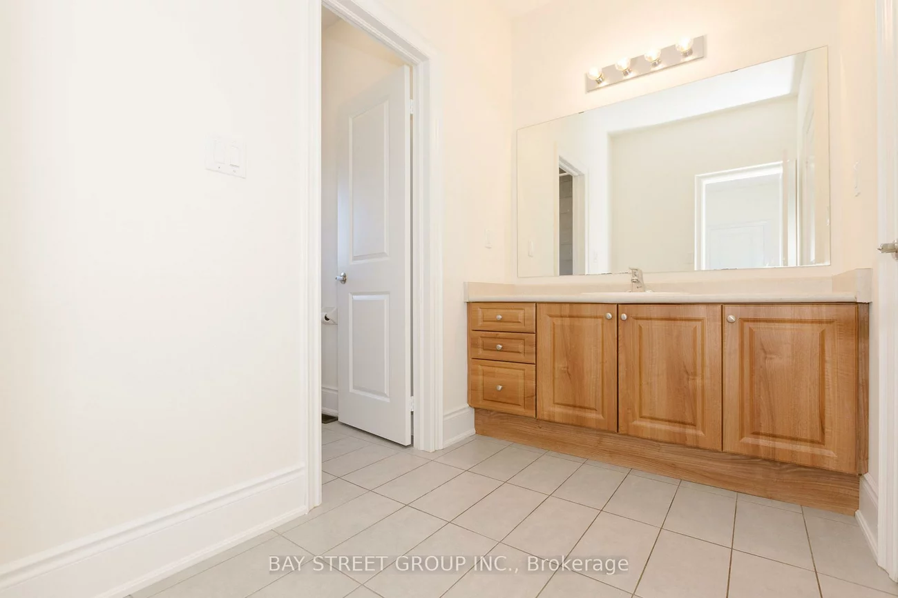 3127, Streamwood, 1010 - JM Joshua Meadows, Oakville