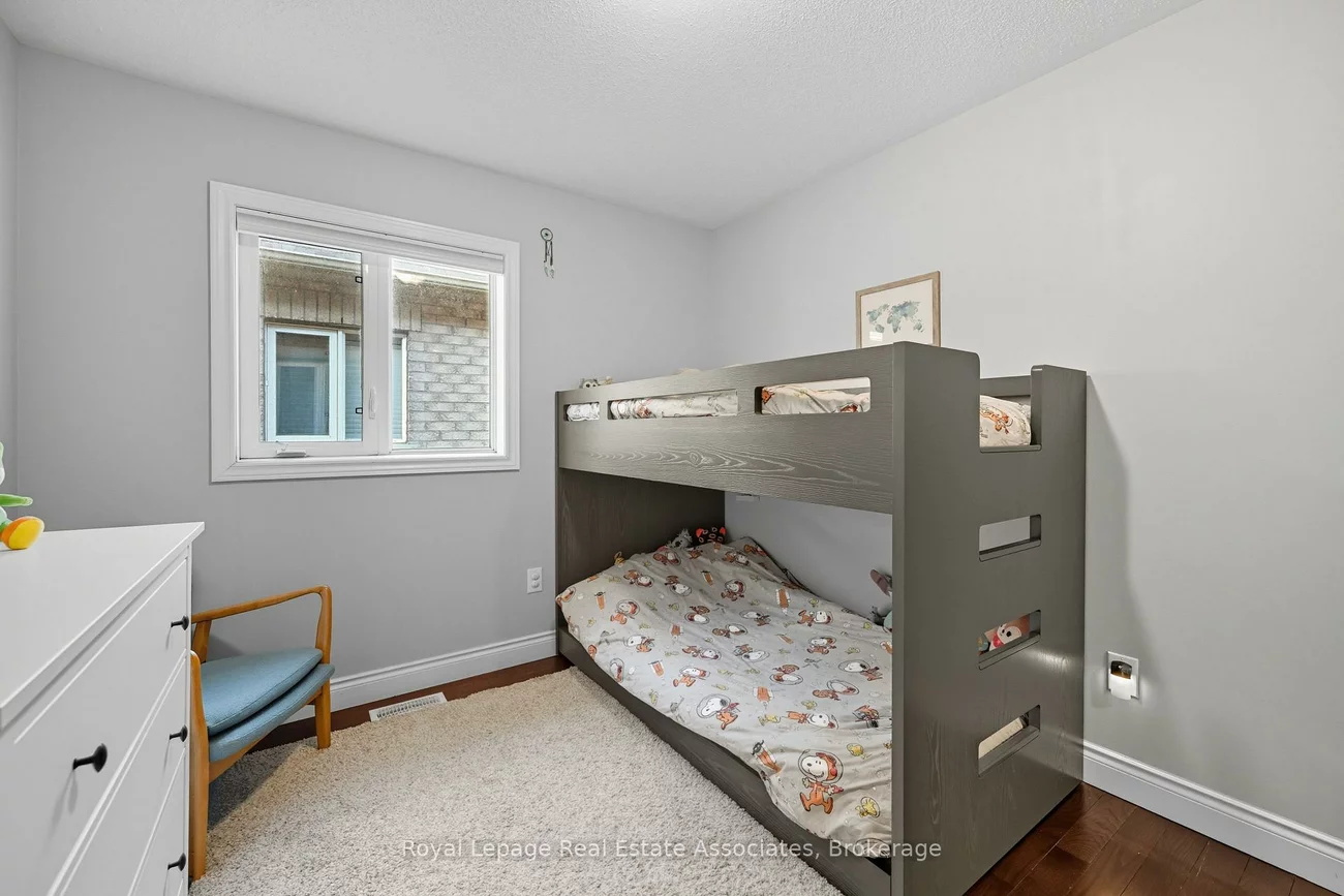 3335, Whilabout, 1001 - BR Bronte, Oakville