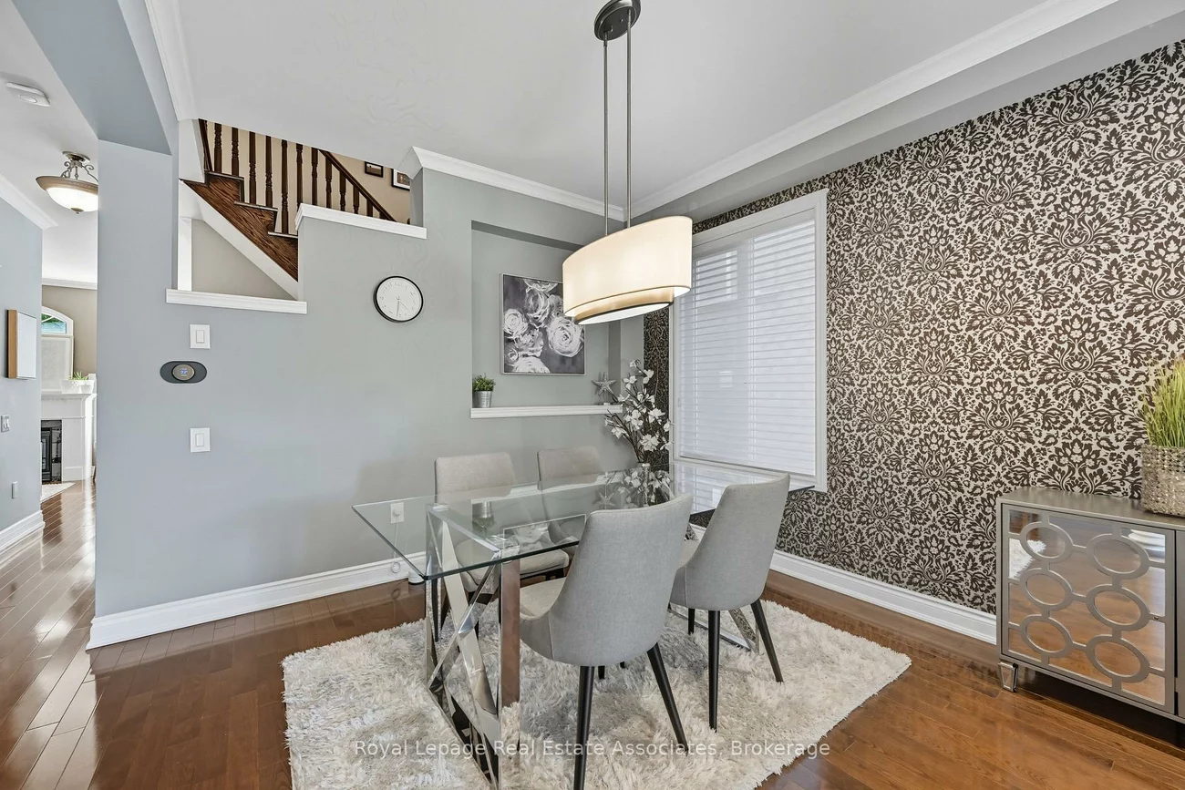 3335, Whilabout, 1001 - BR Bronte, Oakville