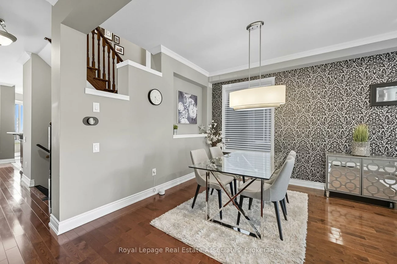 3335, Whilabout, 1001 - BR Bronte, Oakville