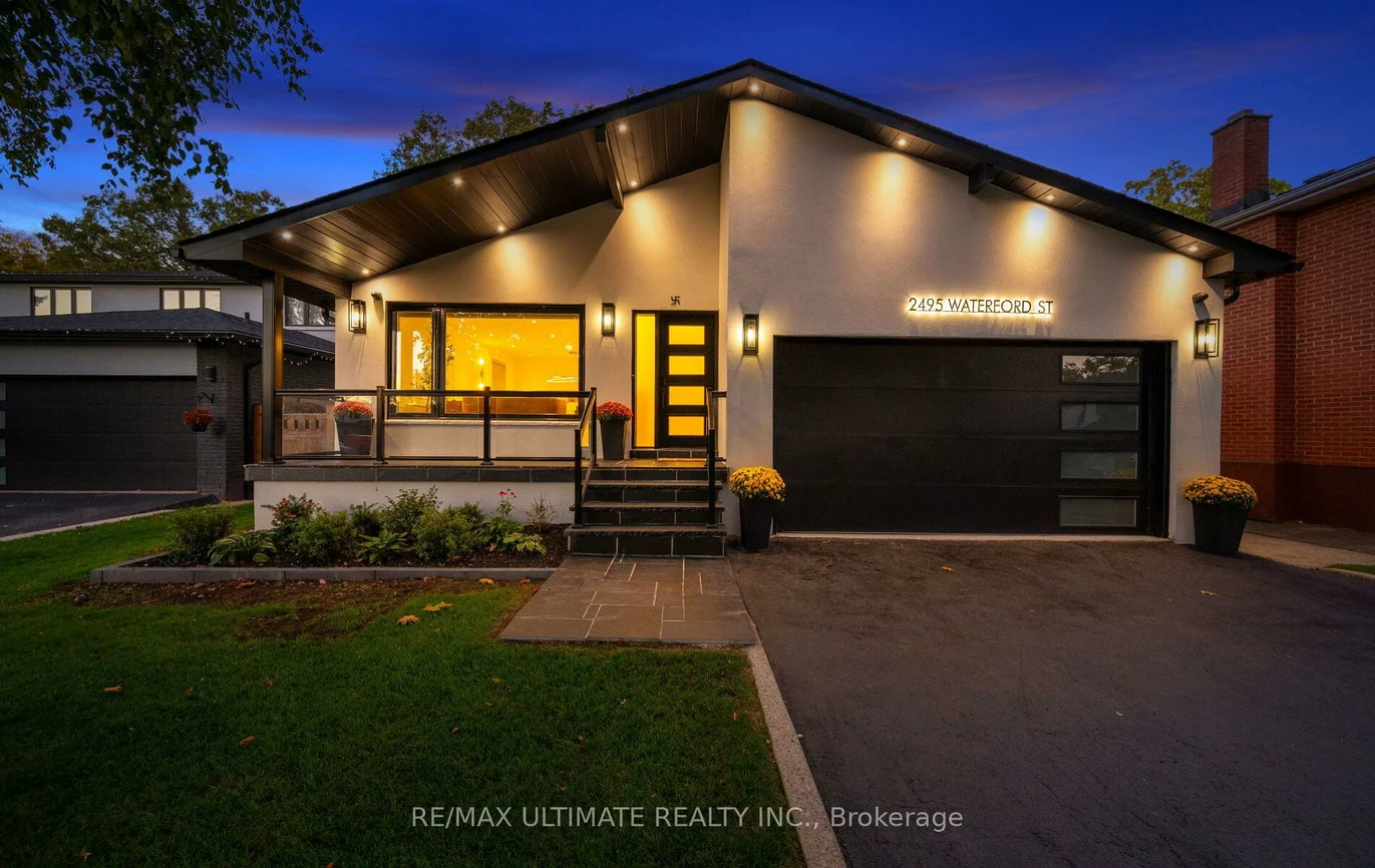 2495, Waterford, 1020 - WO West, Oakville