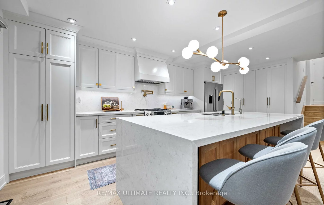2495, Waterford, 1020 - WO West, Oakville