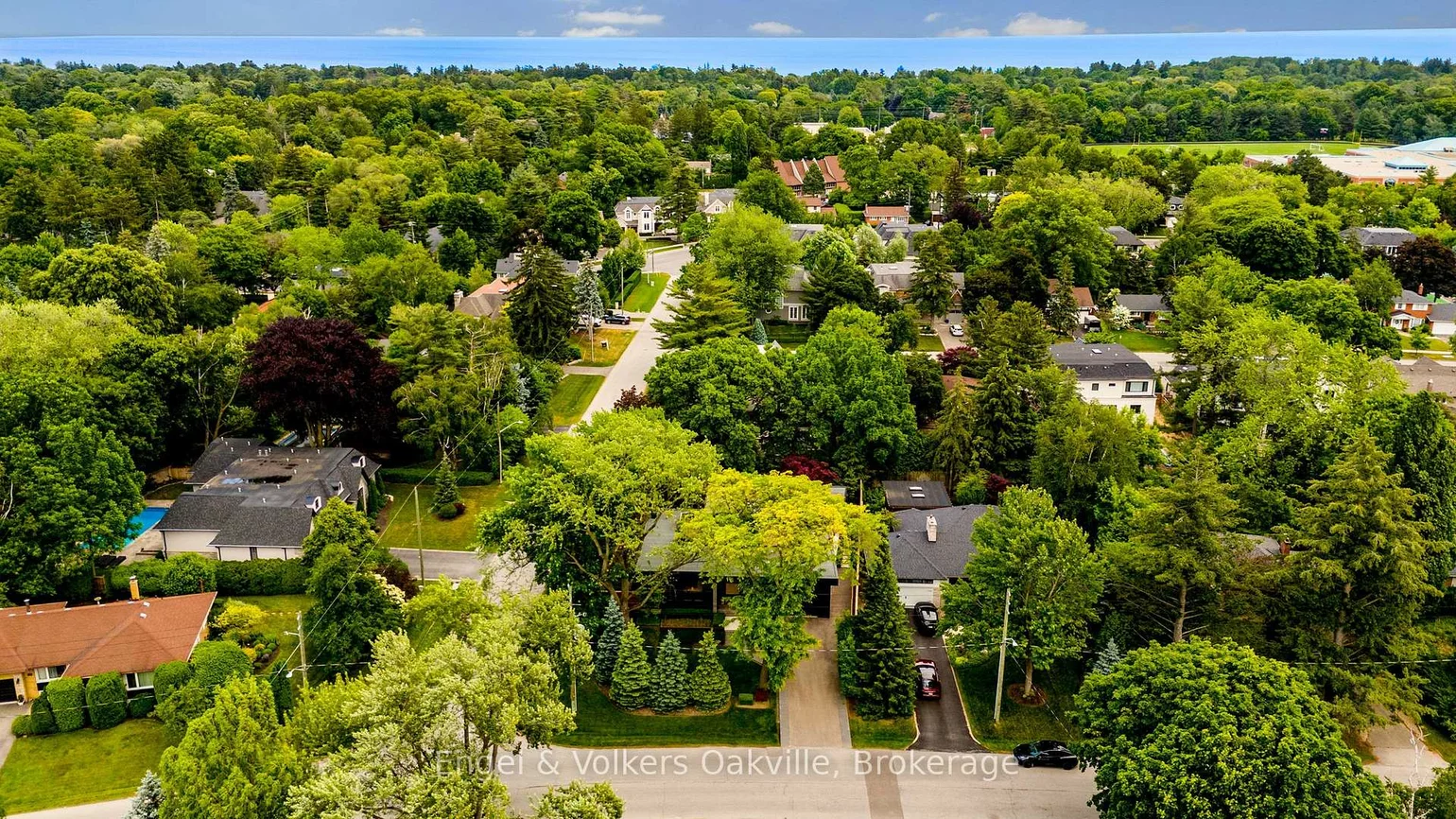1516, Duncan, 1011 - MO Morrison, Oakville