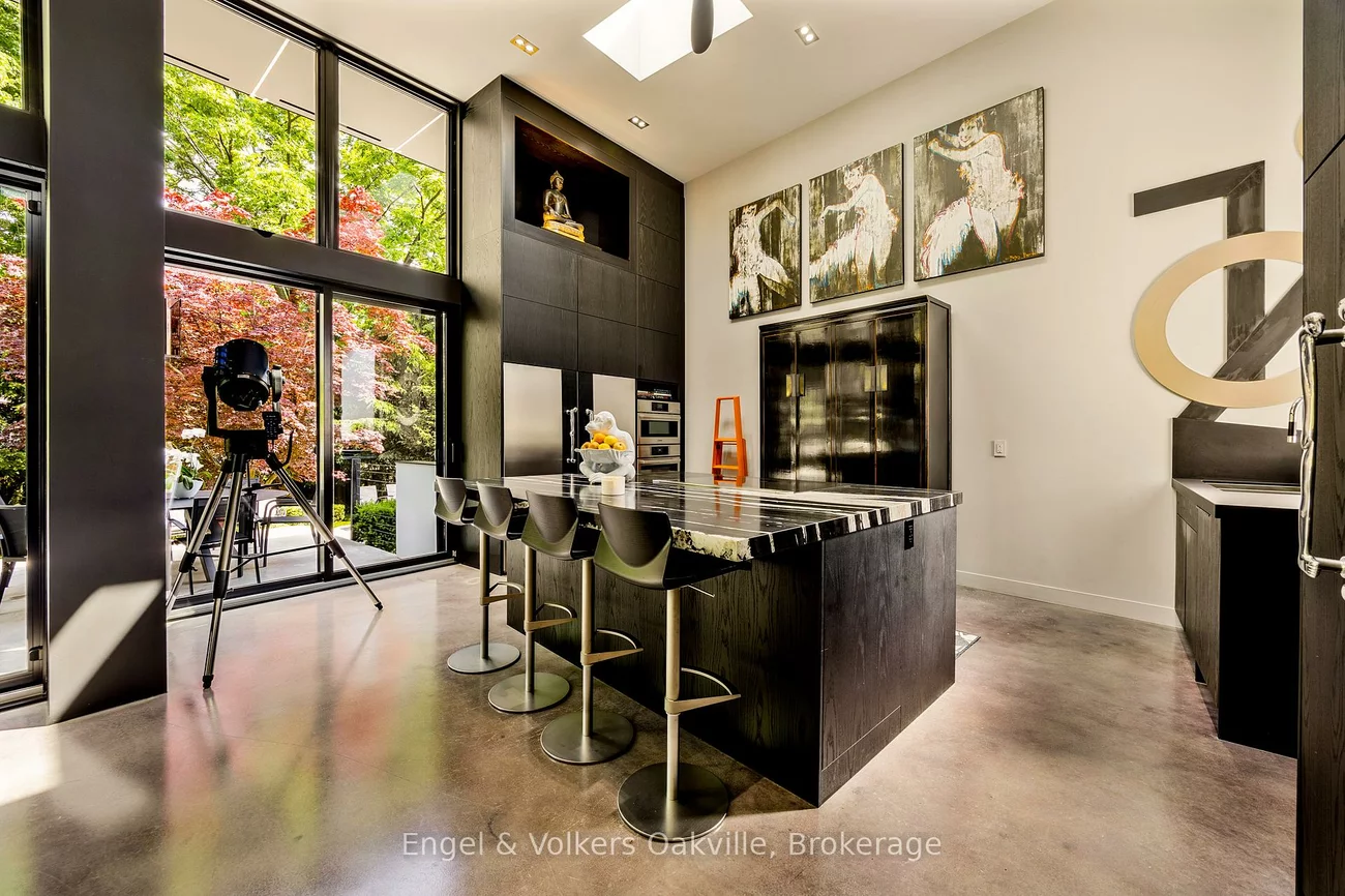1516, Duncan, 1011 - MO Morrison, Oakville