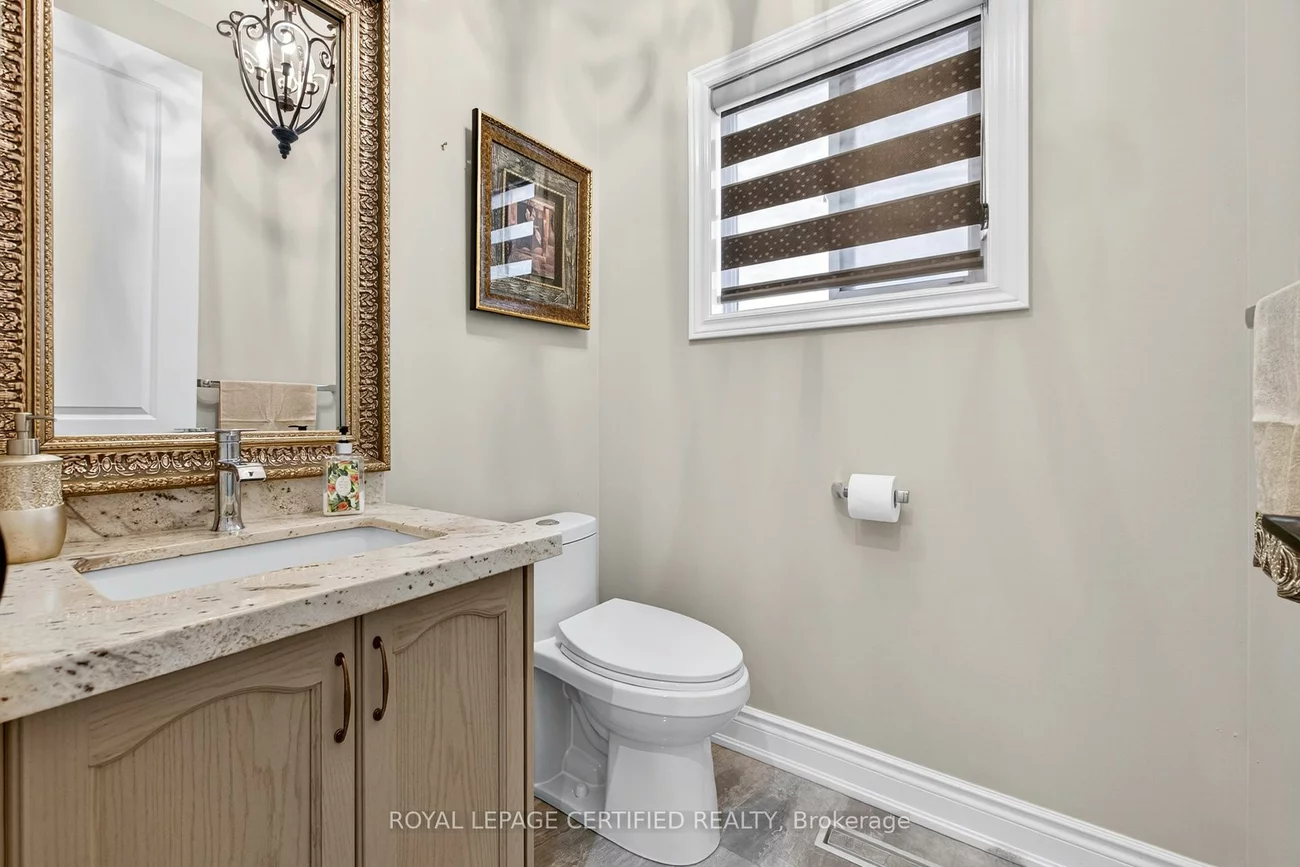 1468, Liverpool, 1022 - WT West Oak Trails, Oakville