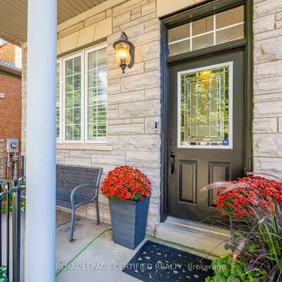1468, Liverpool, 1022 - WT West Oak Trails, Oakville