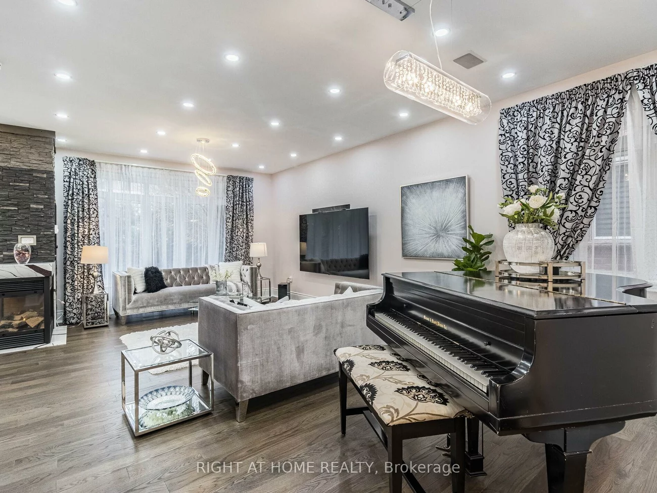3176, Stocksbridge, 1000 - BC Bronte Creek, Oakville