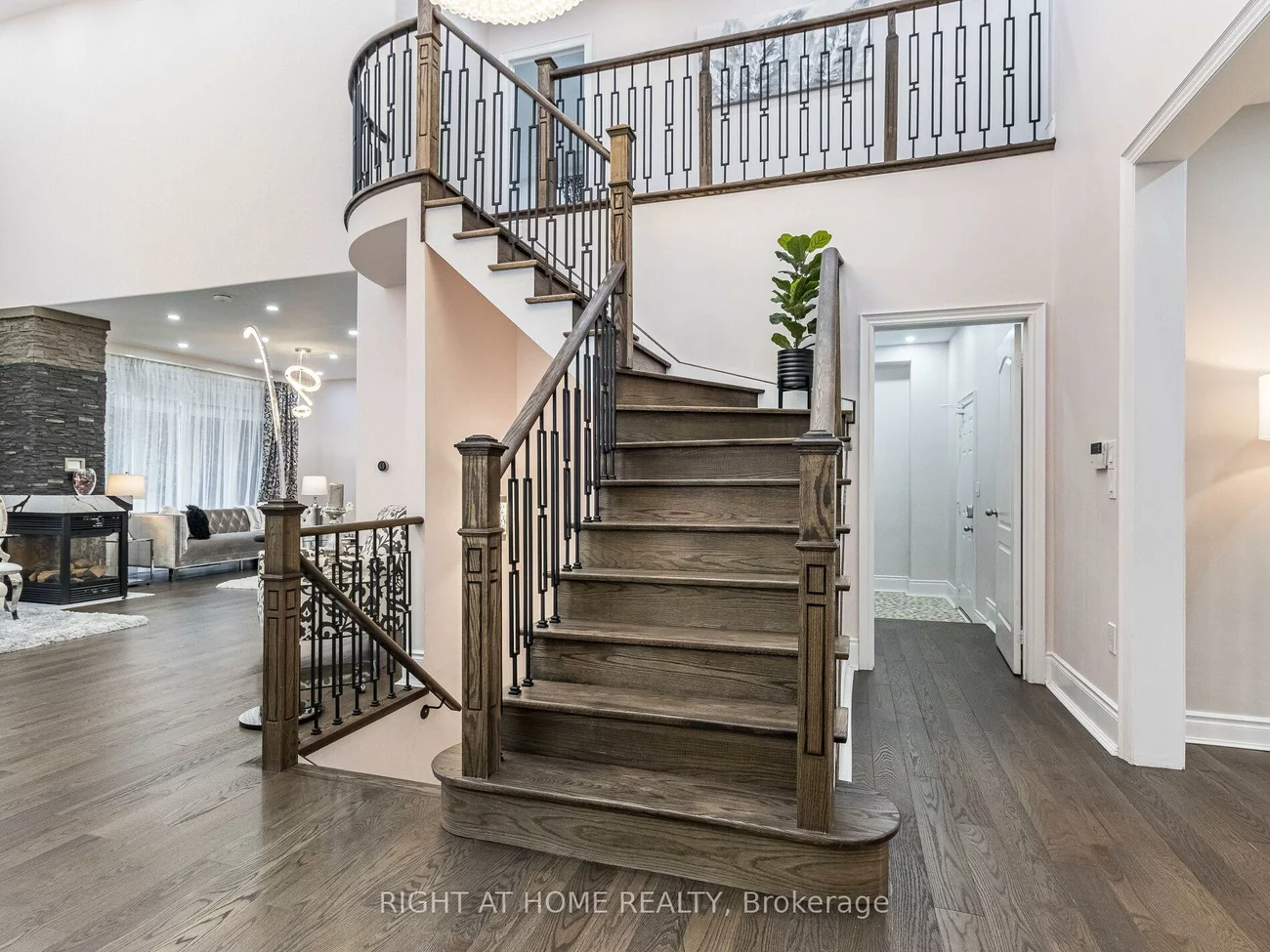 3176, Stocksbridge, 1000 - BC Bronte Creek, Oakville
