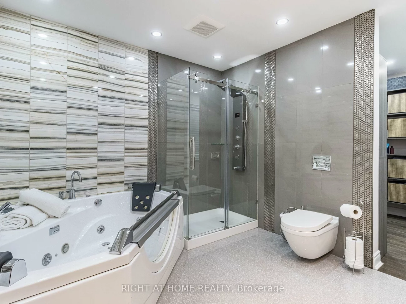 3176, Stocksbridge, 1000 - BC Bronte Creek, Oakville