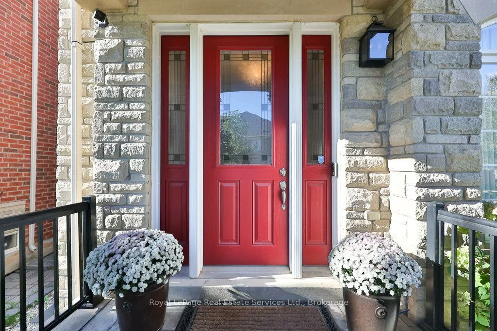 3294, Robert Brown, 1008 - GO Glenorchy, Oakville