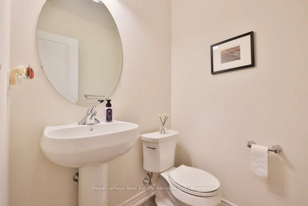 3294, Robert Brown, 1008 - GO Glenorchy, Oakville
