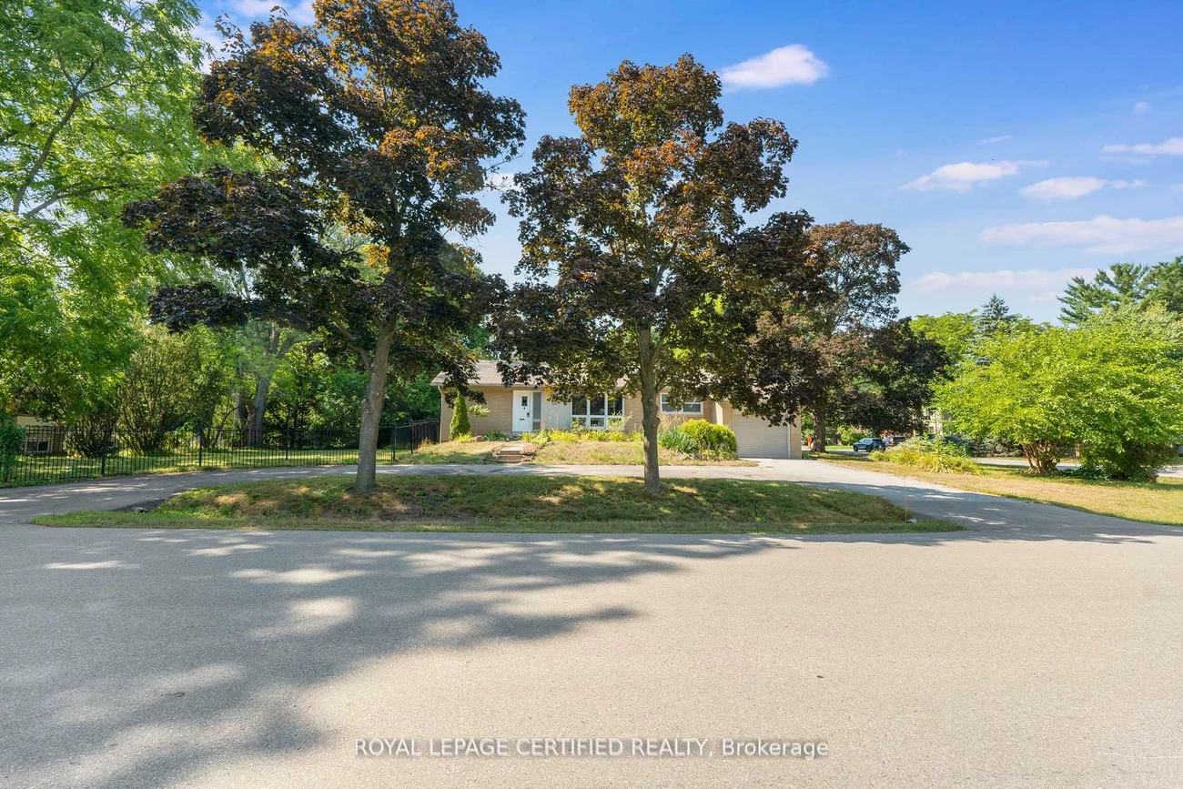 122, Selgrove, 1017 - SW Southwest, Oakville