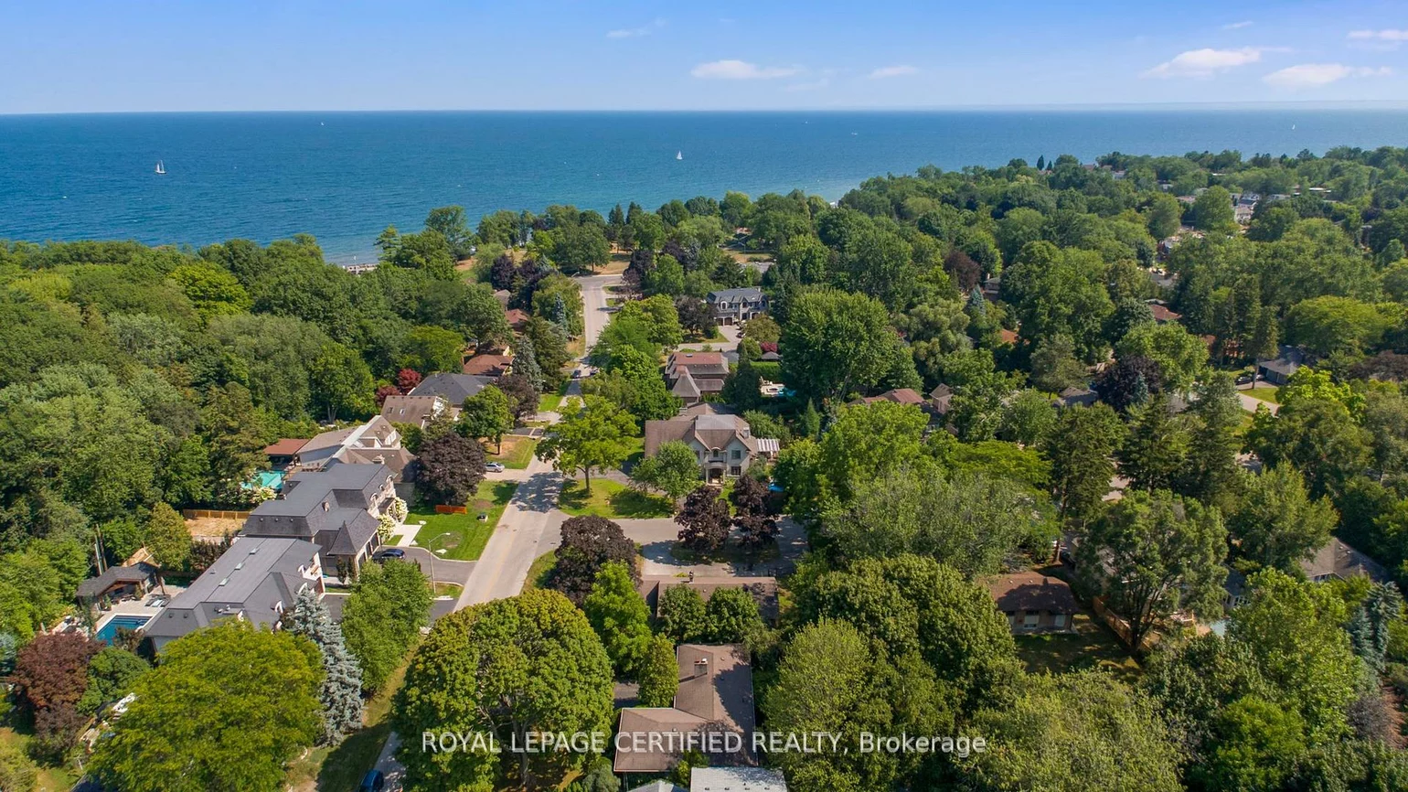 122, Selgrove, 1017 - SW Southwest, Oakville