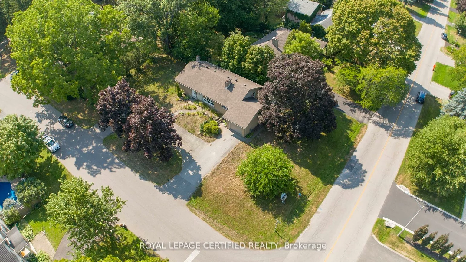 122, Selgrove, 1017 - SW Southwest, Oakville