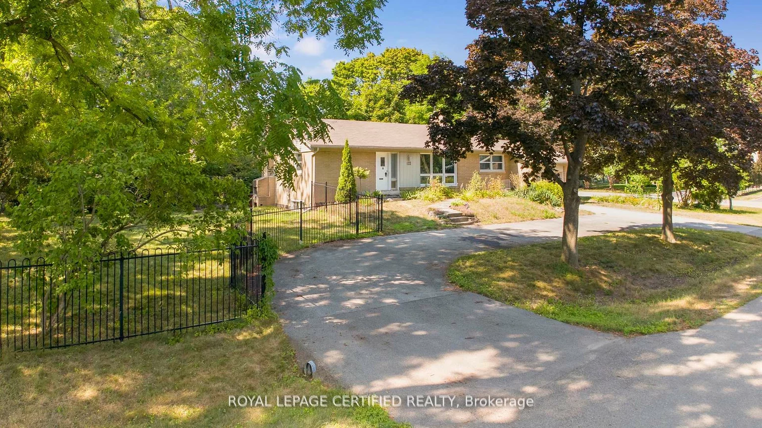 122, Selgrove, 1017 - SW Southwest, Oakville