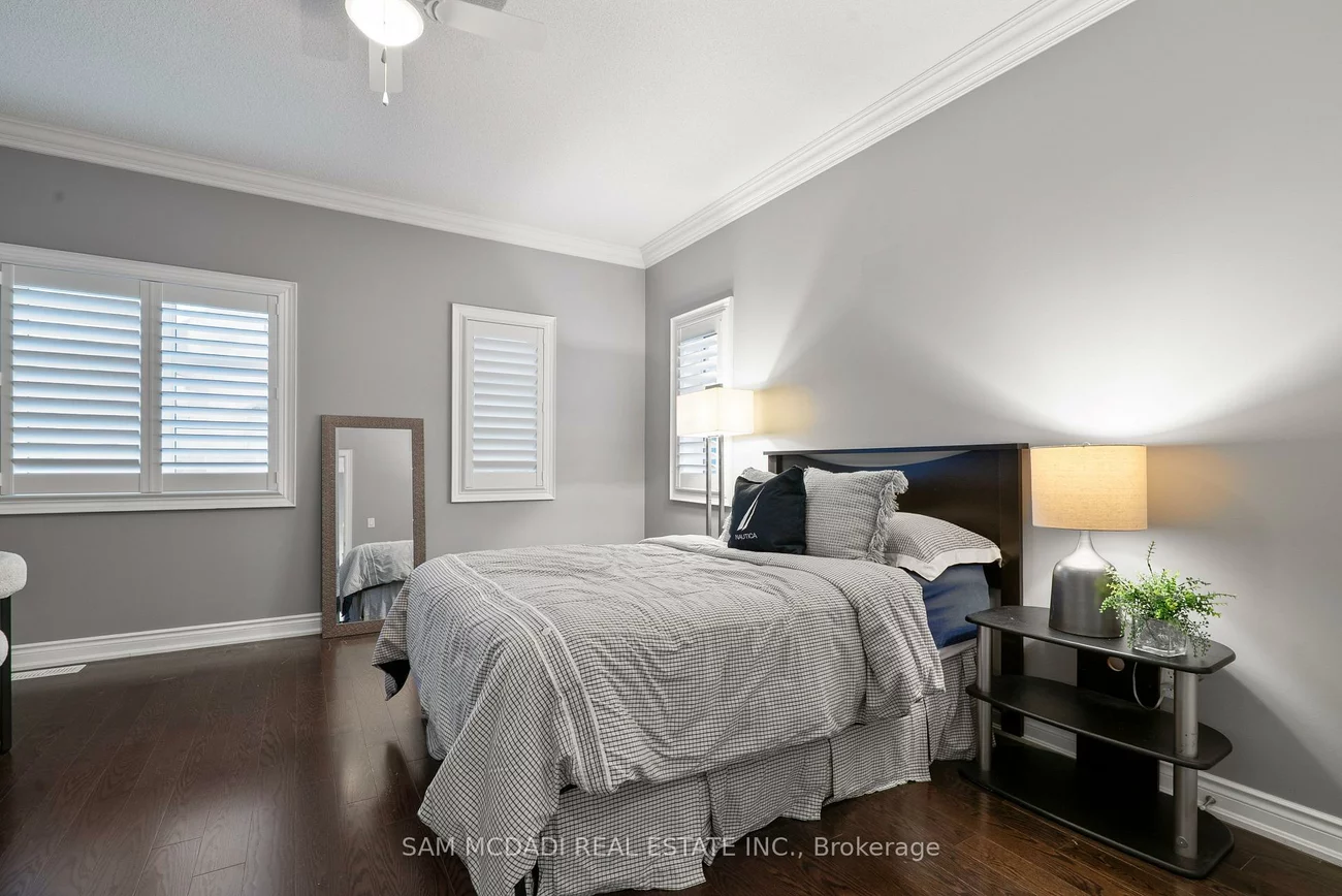 2469, Chateau, 1000 - BC Bronte Creek, Oakville