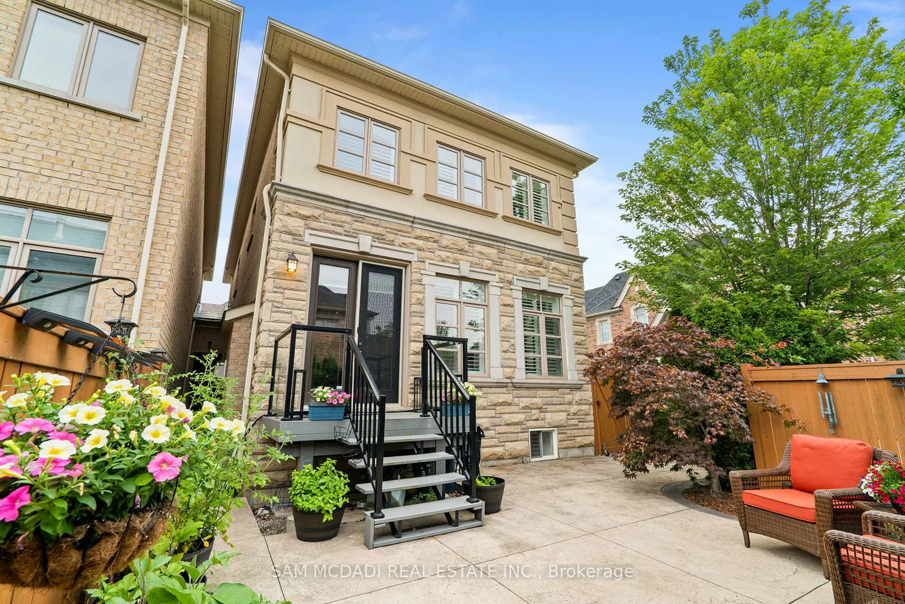 2469, Chateau, 1000 - BC Bronte Creek, Oakville