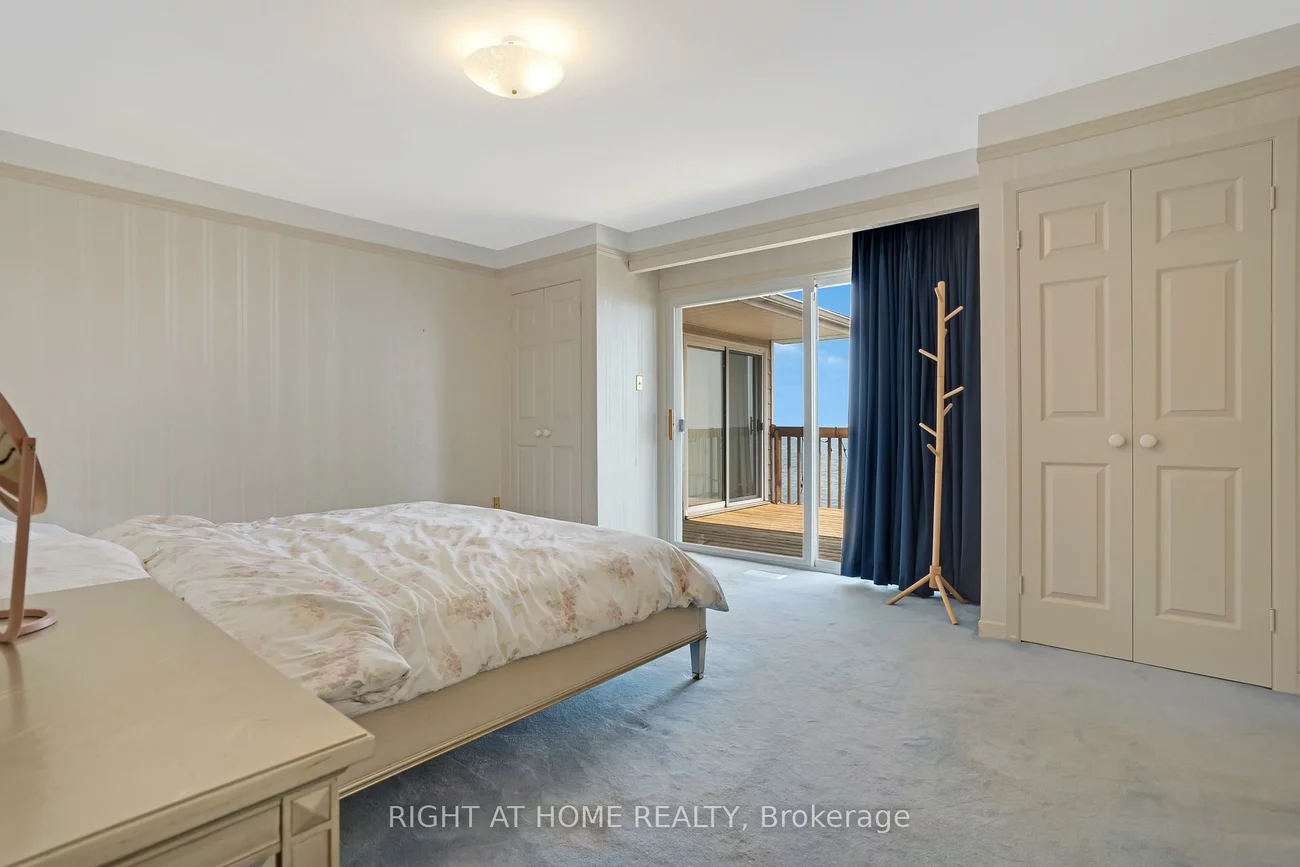 1360, LAKESHORE, 1017 - SW Southwest, Oakville