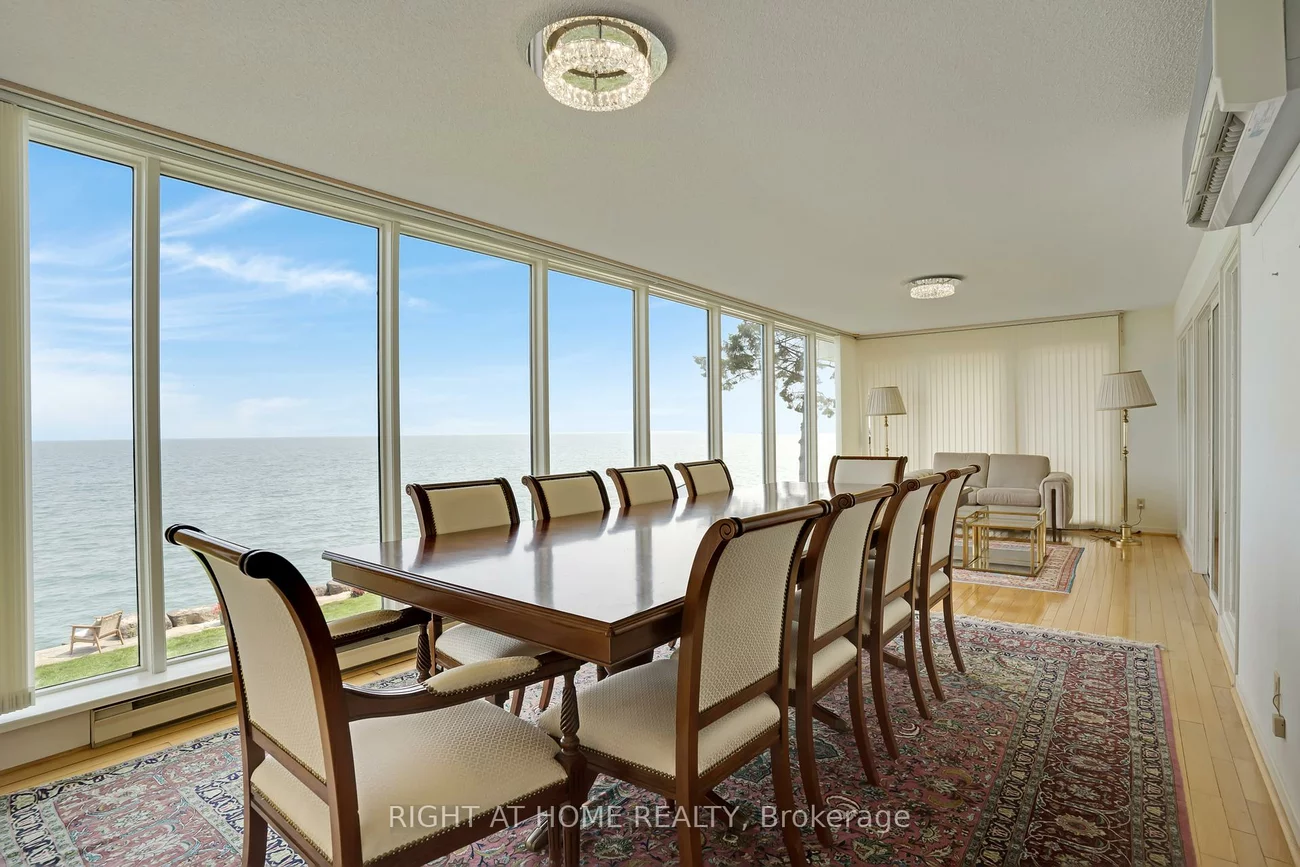 1360, LAKESHORE, 1017 - SW Southwest, Oakville