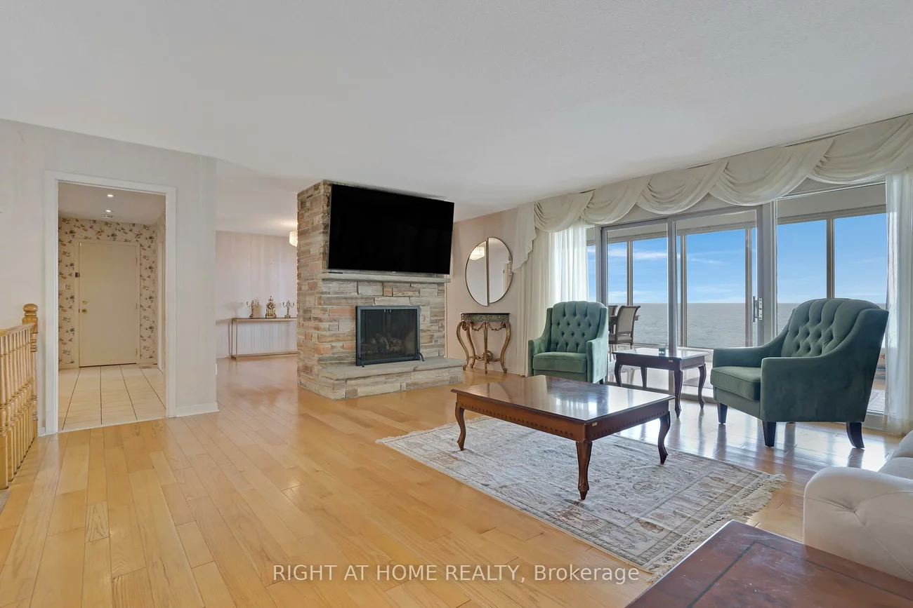 1360, LAKESHORE, 1017 - SW Southwest, Oakville