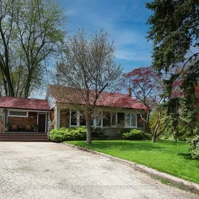 167, Oliver, 1003 - CP College Park, Oakville