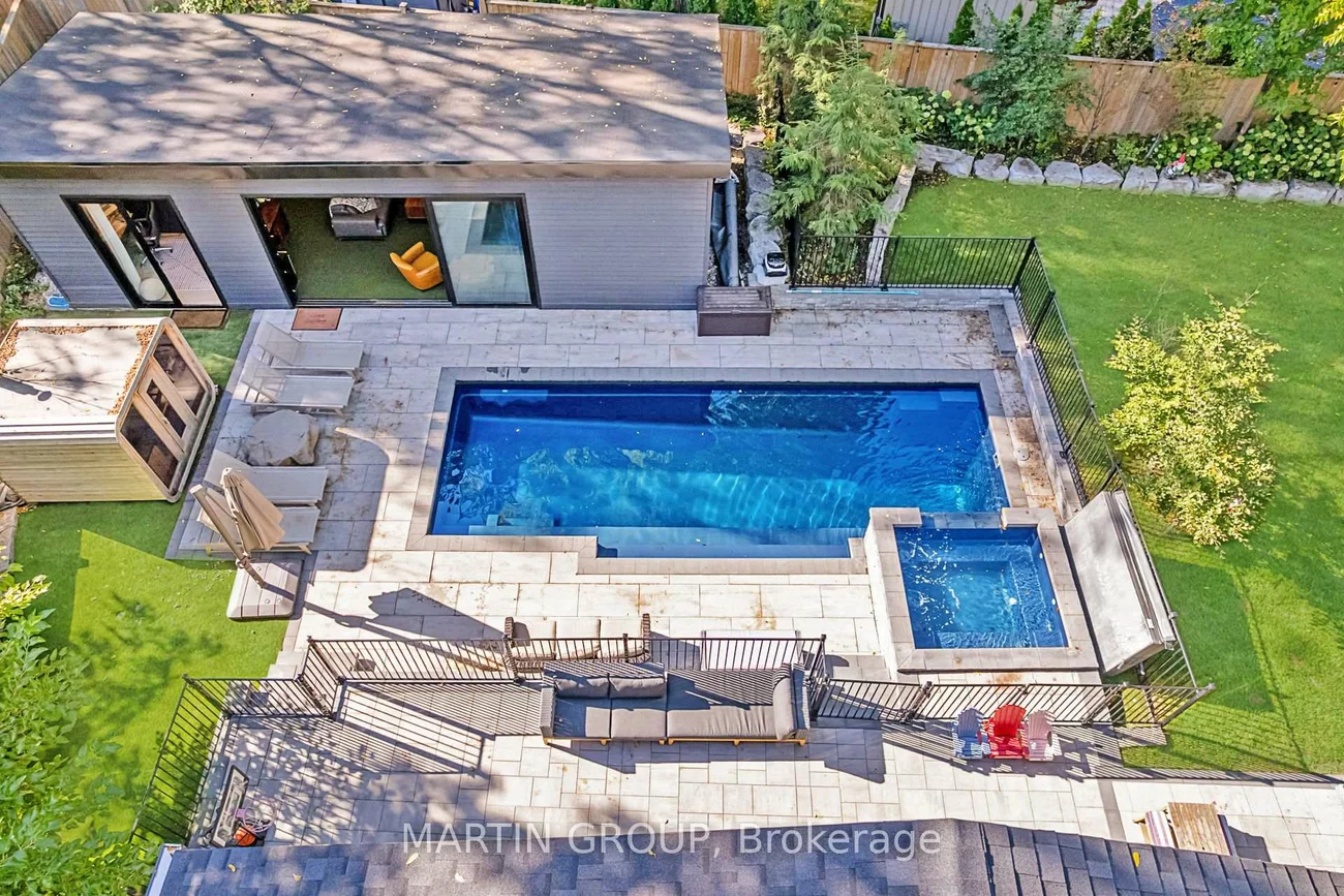 89, Germorda, 1003 - CP College Park, Oakville