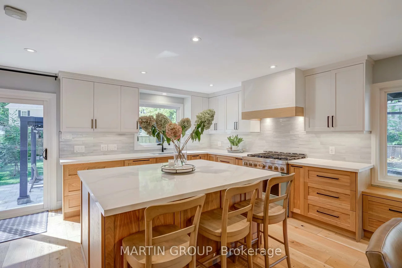 89, Germorda, 1003 - CP College Park, Oakville
